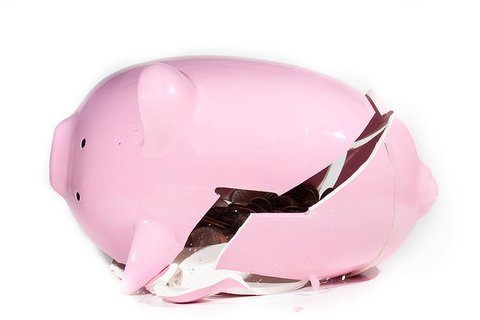 broken-piggy-bank.jpg